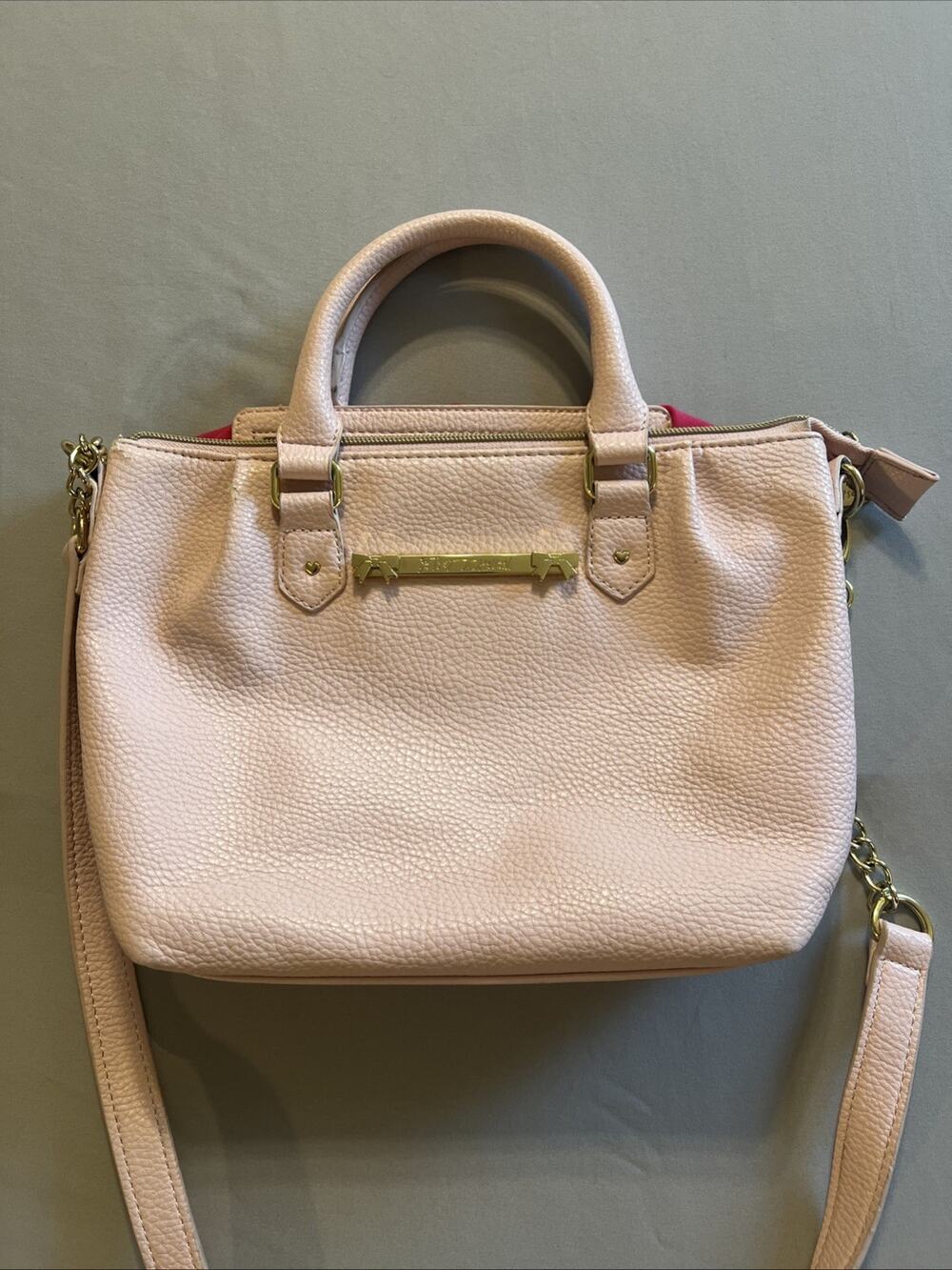 Women's Betsey Johnson Shoulder Bag Purse. Pink Scales Snake 10x8 Inch